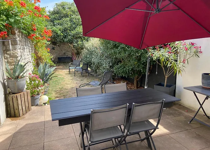 Cosy Avec Jardin Proche Centre . Appartement