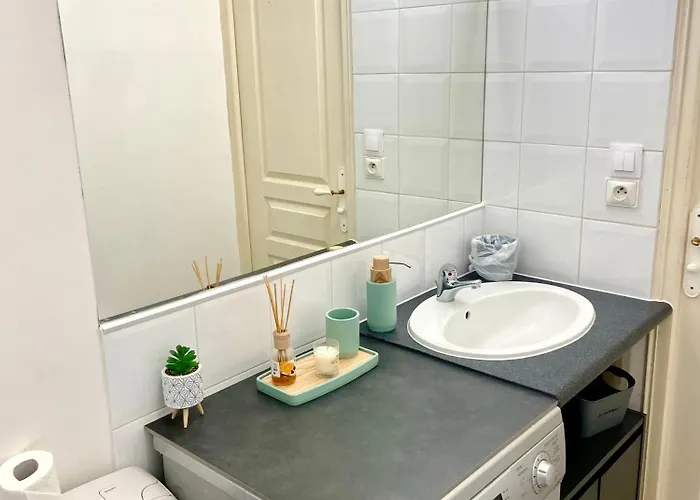 Cosy Avec Jardin Proche Centre . Appartement