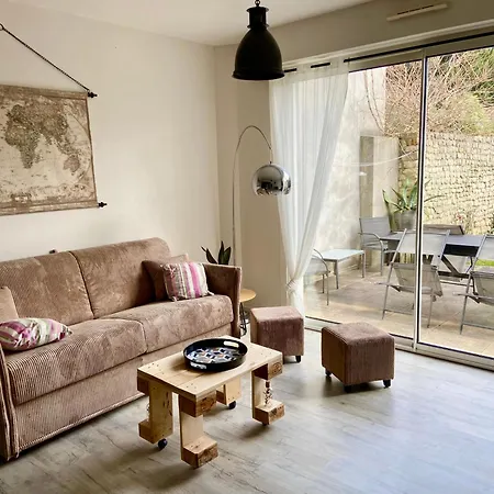 Cosy Avec Jardin Proche Centre . Apartment La Rochelle (Charente-Maritime)