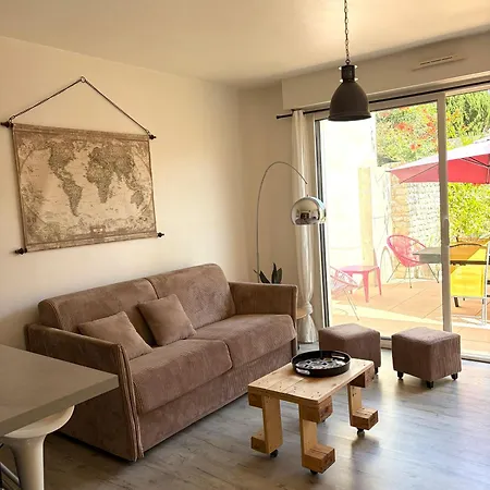 Cosy Avec Jardin Proche Centre . *