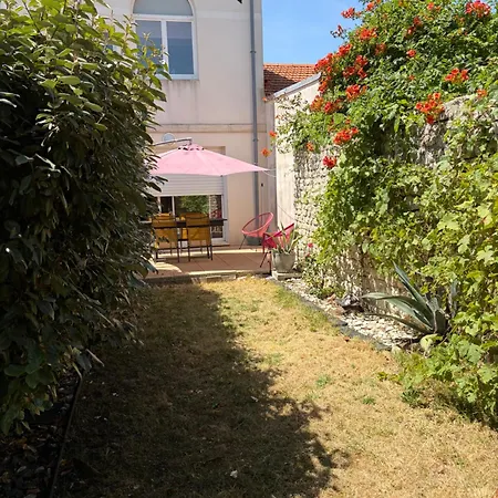 Cosy Avec Jardin Proche Centre . 라로셸