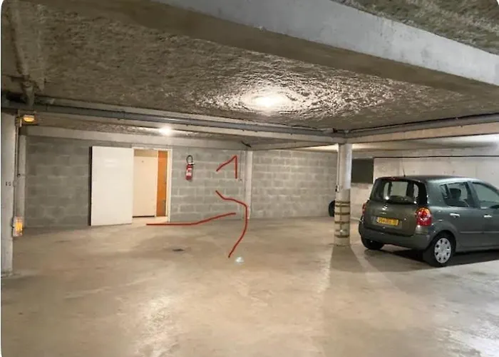 Cosy Avec Jardin Proche Centre . Διαμέρισμα *